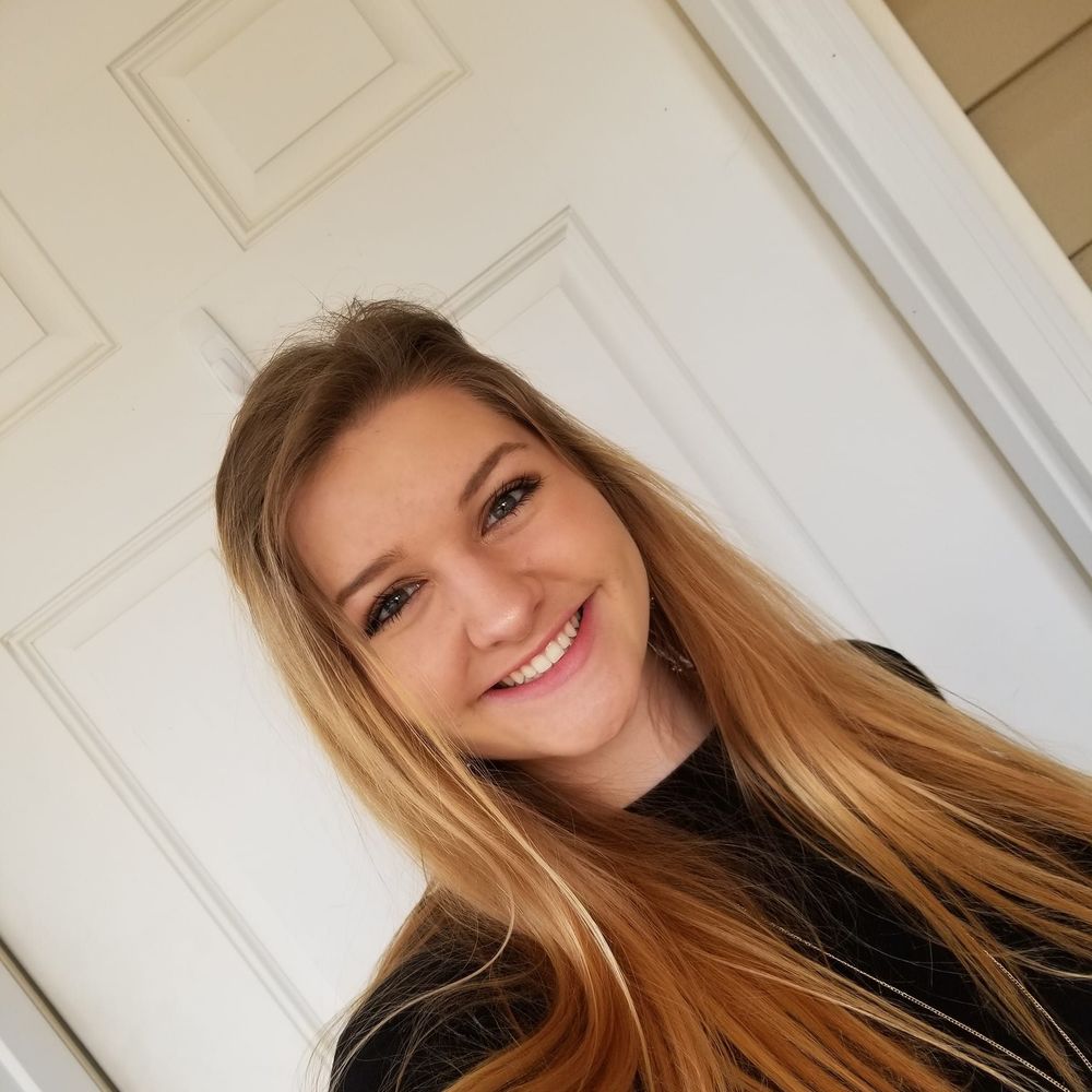 Meet your Posher, Caroline